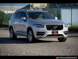 2016 Volvo XC90 T6 Momentum