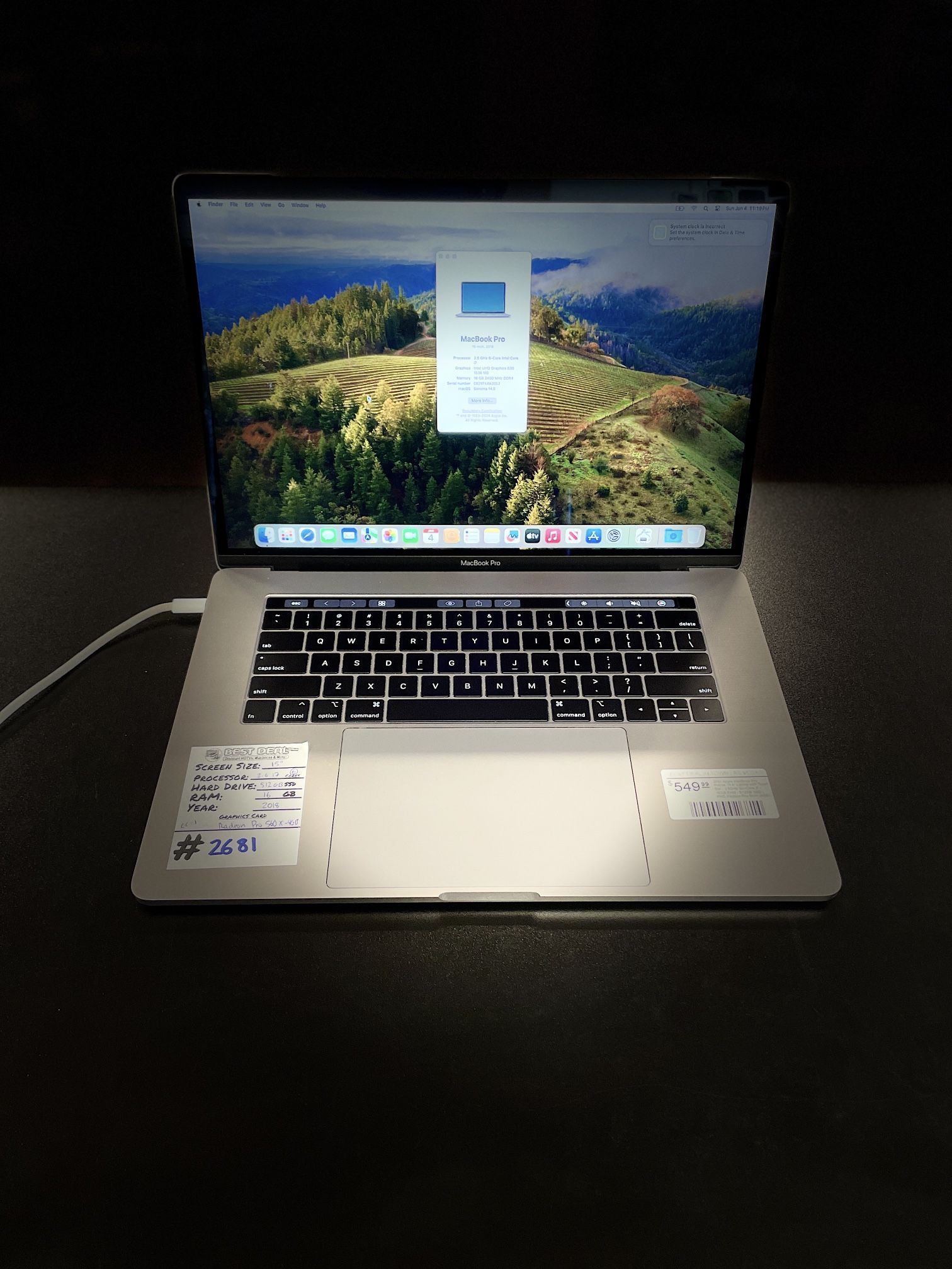 MacBook Pro 15” 2018 2.6Ghz i7 16GB RAM 512GB SSD - Space Gray! Financing and Warranty!