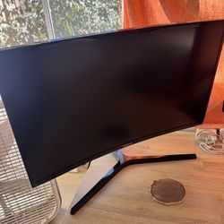 Samsung Curved Monitor
