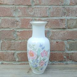 Vintage Oriental Floral Vase 