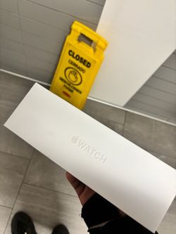 apple watch series 11 Gps + cellular brand new