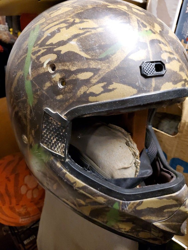 Helmet-4 Wheeler/Bike