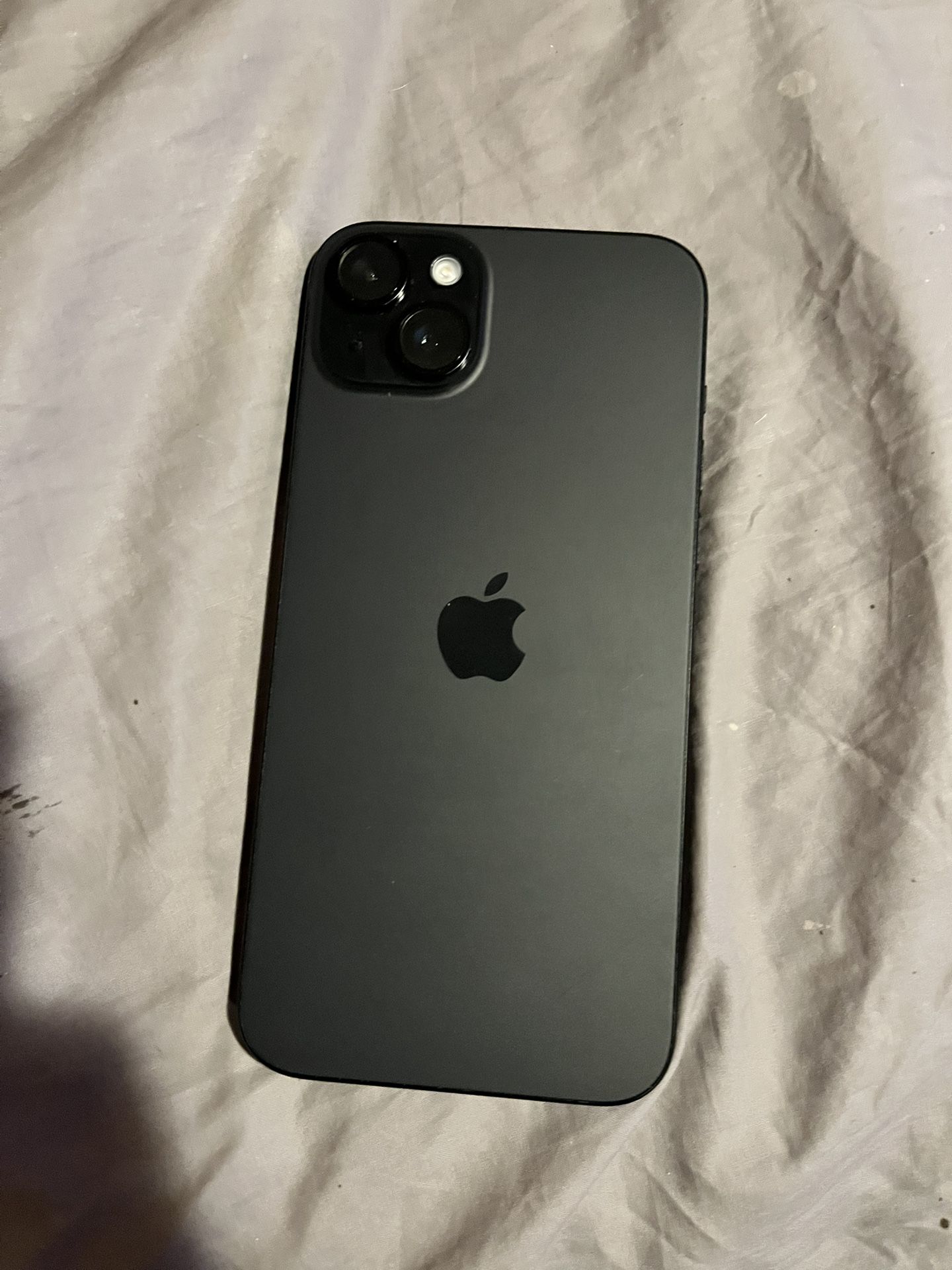 iPhone 15 Plus