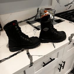  8. Holes  Harley Davidson Boots