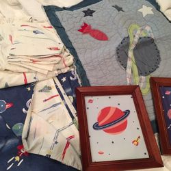 Pottery Barn Kids Twin Space Decor Bedding Lamp Sheet Set