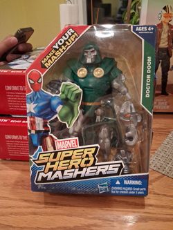 Marvel Super Hero Mashers Doctor Doom Figure
