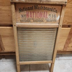 Antique National Washboard Co. No. 511 Glass Laundry Washboard Saginaw