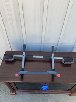 Pull Up Bar