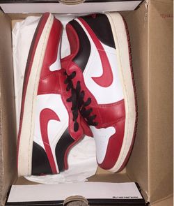 Nike Air Jordan 1 Low Chicago Size 11