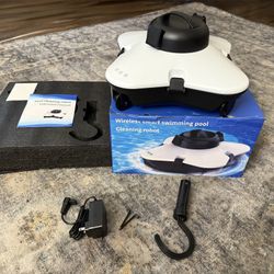 Brand New Cordless Smart Robot Pool Cleaner