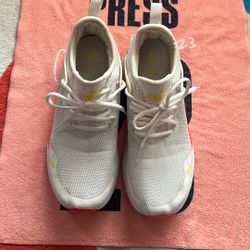 PUMA shoes Pacer Next Cage Womens Size 7.5 White Pink yellow Sneakers 