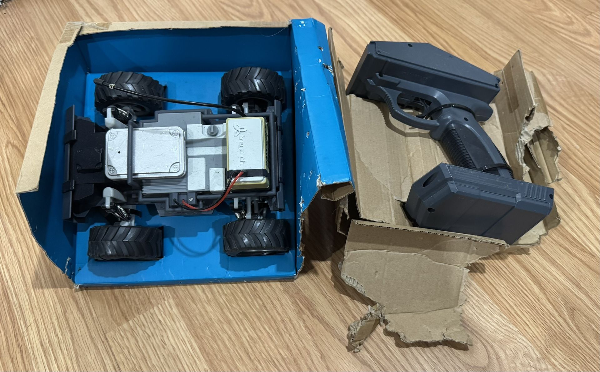 Call Of Duty Black Ops Prestige Edition RC-XD Car & Remote