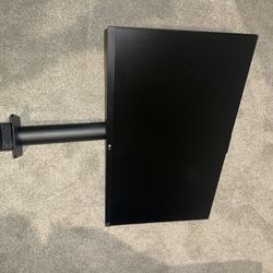LG 27” Monitor 