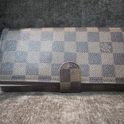 LV Sarah leather wallet