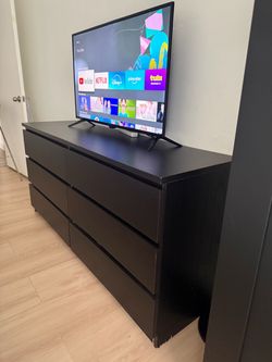 TV + 6-Drawer Dresser Combo Deal!