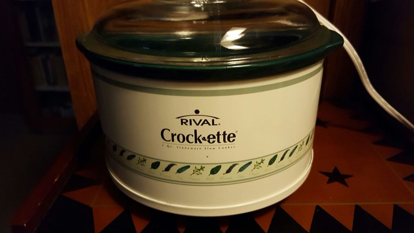 Small crock pot