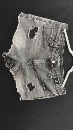 Women’s High-Waisted Ripped Jean Shorts (Size 11 – New)