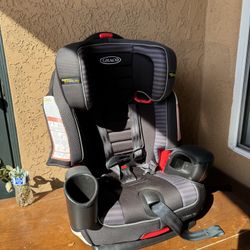 car seat 