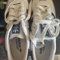 ADDIDAS SAMBAS SIZE 6 