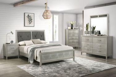 124521- Romeo Bedroom Group