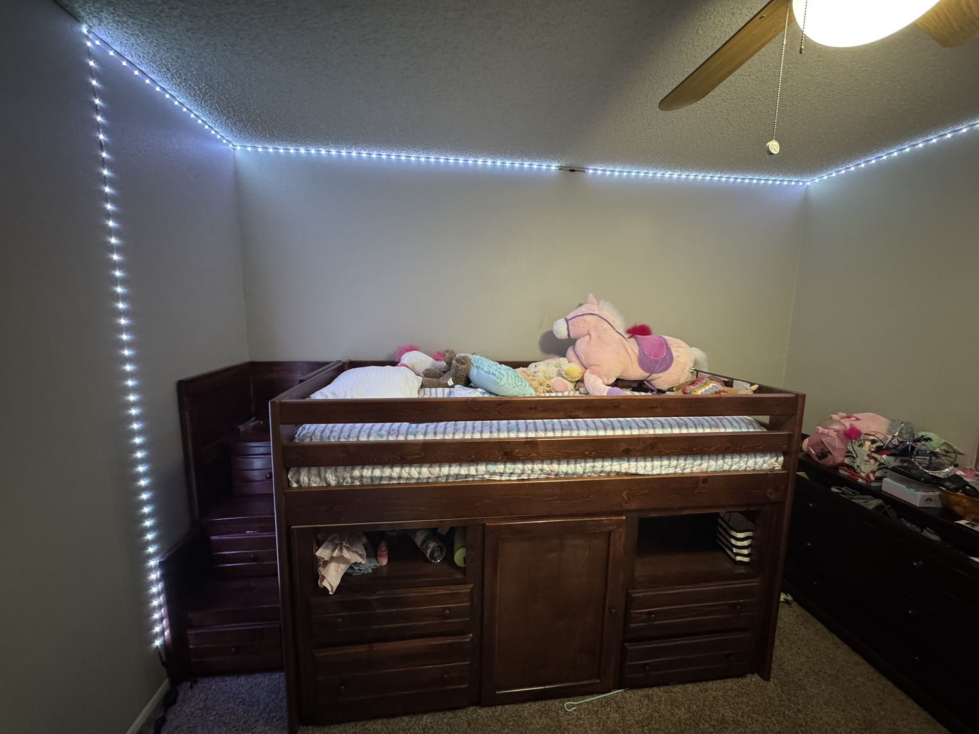 Living Spaces Cherry Wood Kids Twin Loft Bed