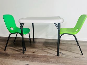 🌟 Lifetime foldable Kids Table + 2 Chairs — great condition 🌟 🌟