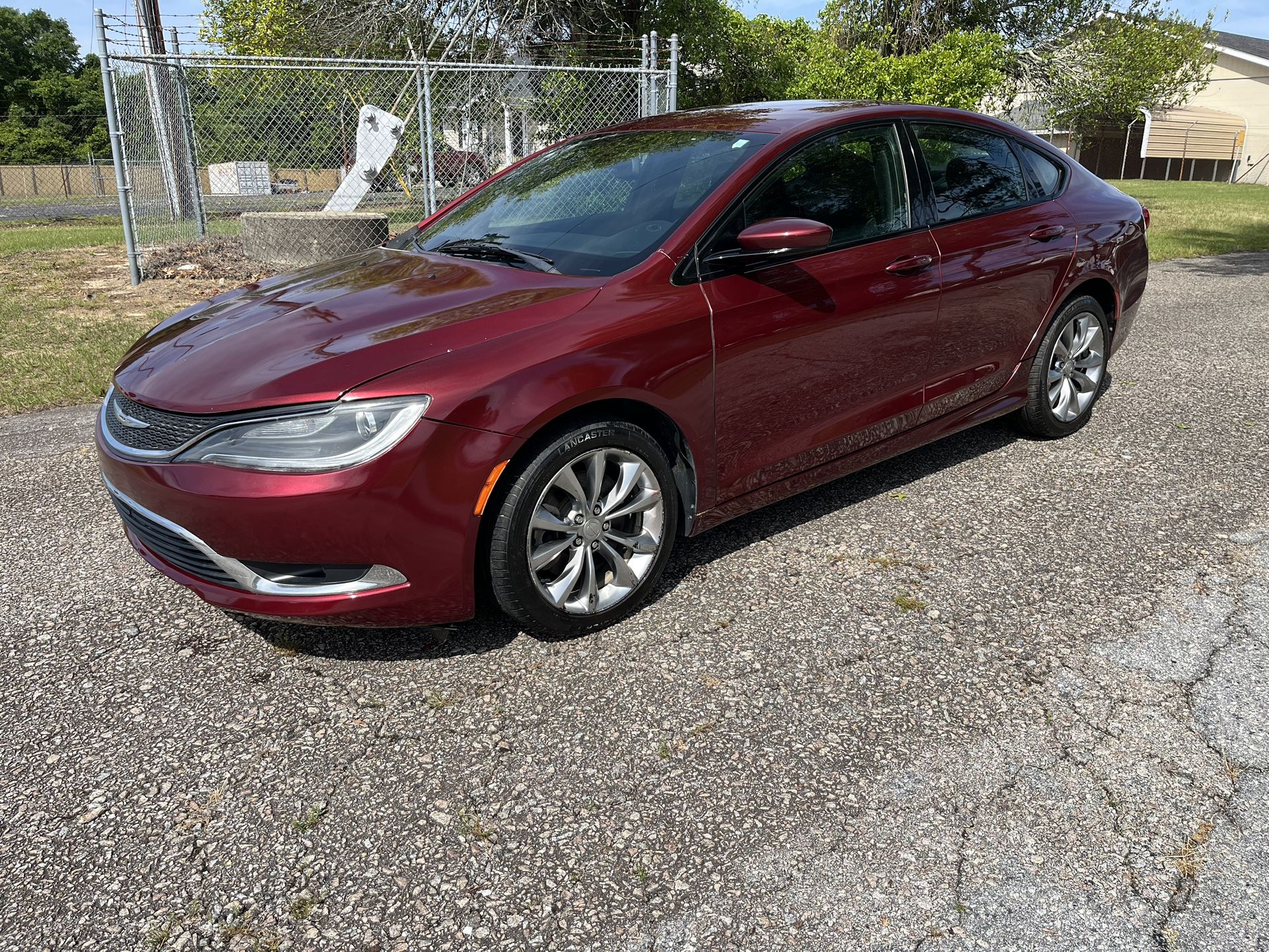 2015 Chrysler 200S