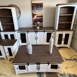 Beautiful Pueblo Collection Furniture In Excellent Condions 