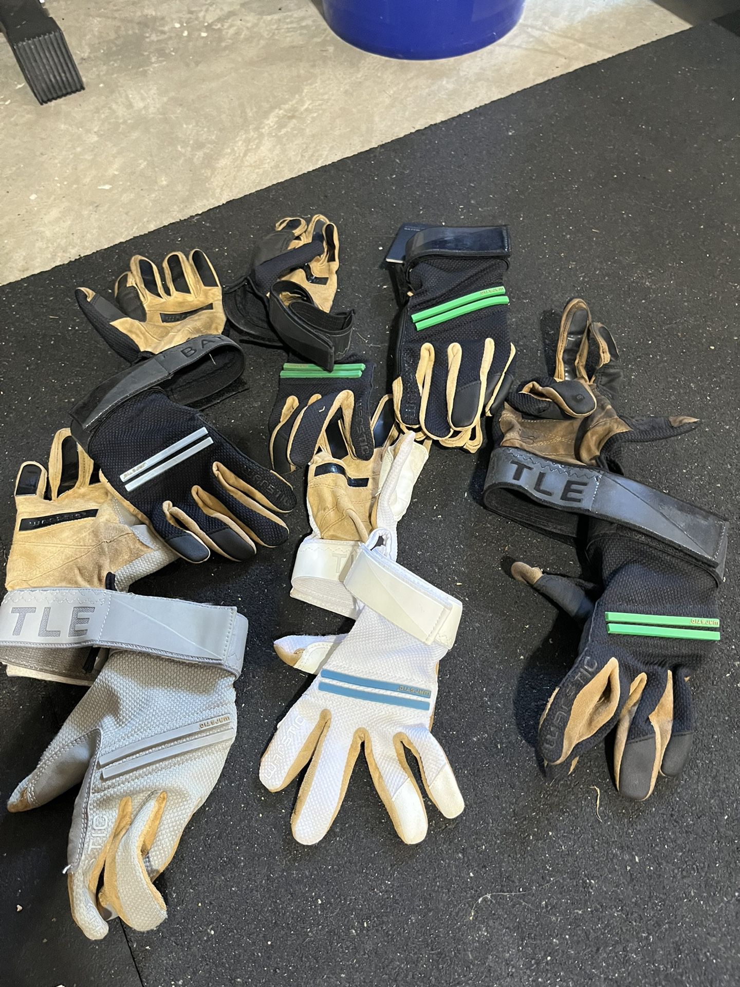 Warstic Youth Batting Gloves* 1 New* 5 Gently Used 
