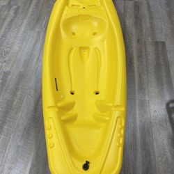 Pelican Solo Youth Kayak, Yellow 