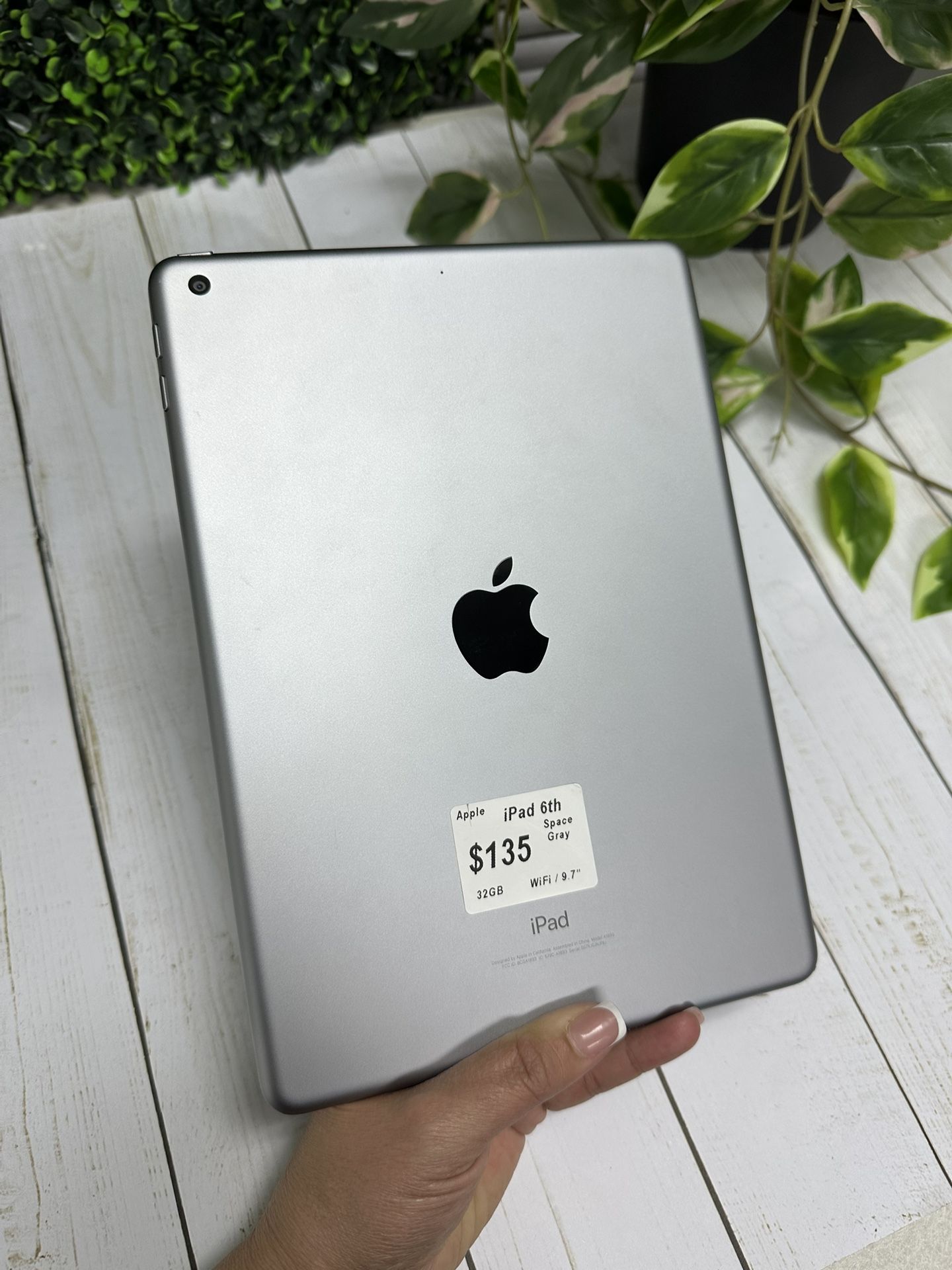 Apple iPad (Unlocked)