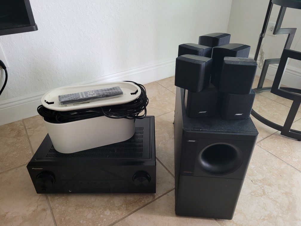 Home Theater Pioneer and Bose
