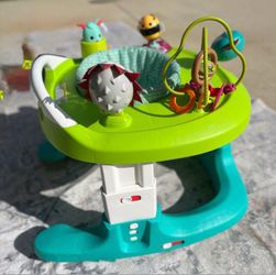 MUST GO! 4 in 1 baby walker