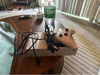 Selling Xbox series s for $200- OBO.