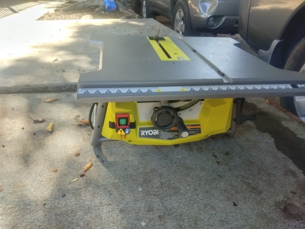 Máquina Para Cortar Piso Está Nueva