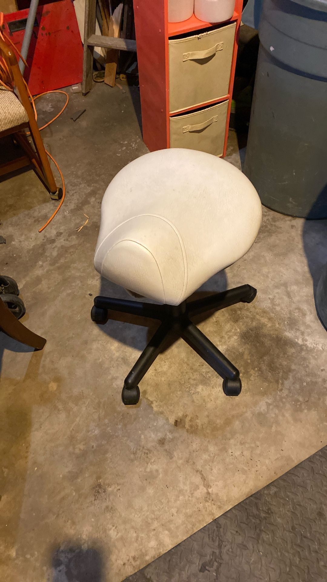Salon Equipment