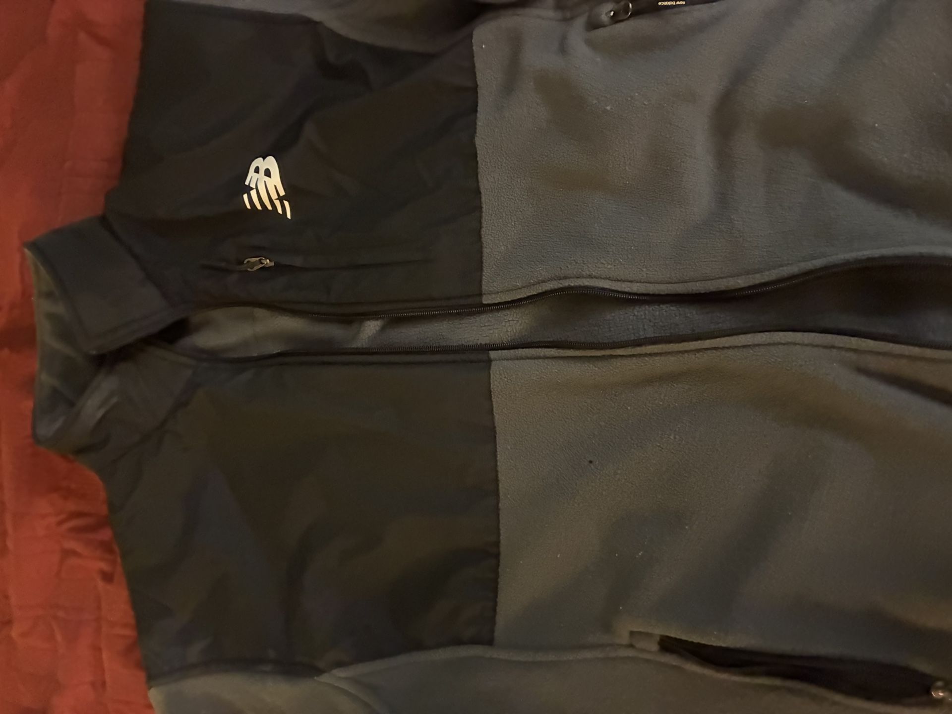 New Balance Windbreaker (2x)