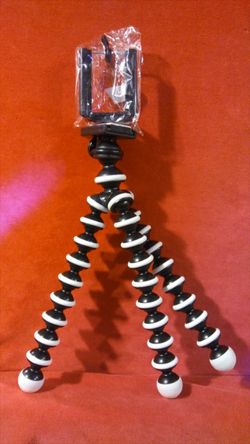 Cellphone stand tripod holder