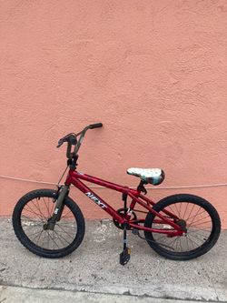 Next Bmx bike 20 inches tires good condition ready to ride