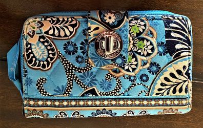 Vera Bradley Turnlock Wallet - Blue Floral Pattern