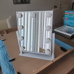 Light Up Vanity Mirror