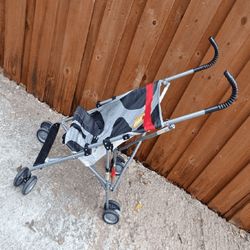 Child Stroller – Secure and On-Trend for Today’s Families measure customer