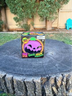 NeeDoh Jack-Glow Lantern