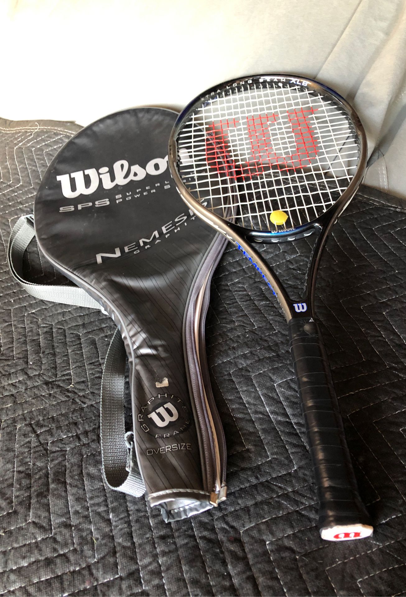 Wilson nemesis graphite tennis racket
