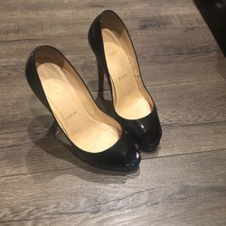 Original Loubouton Size 39