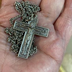 SILVER CROSS CHAIN 