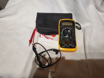 Voltage meter