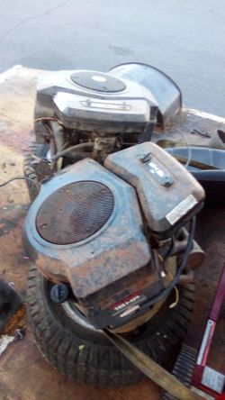 Briggs & Stratton engine