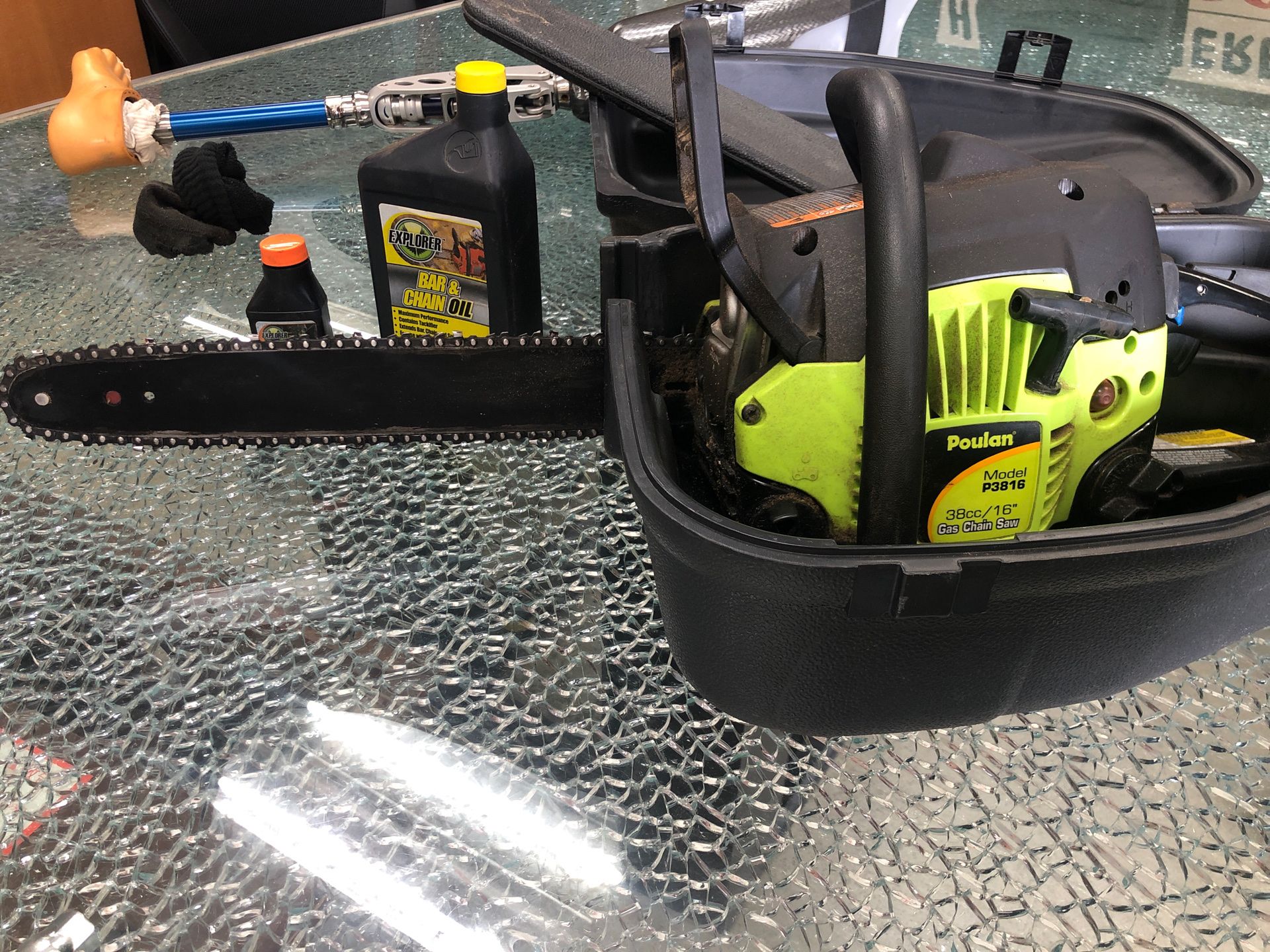 Chainsaw with accessories