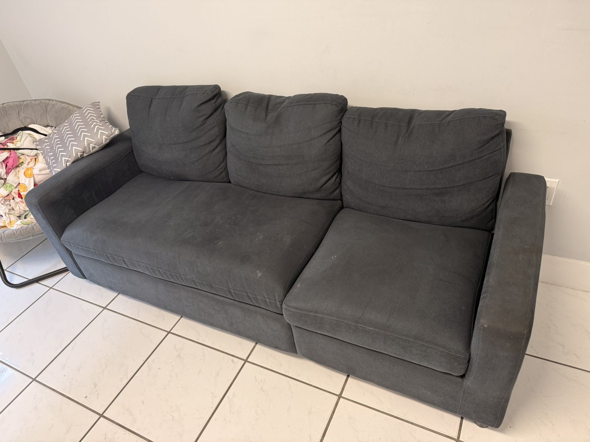 Couch / Sofa